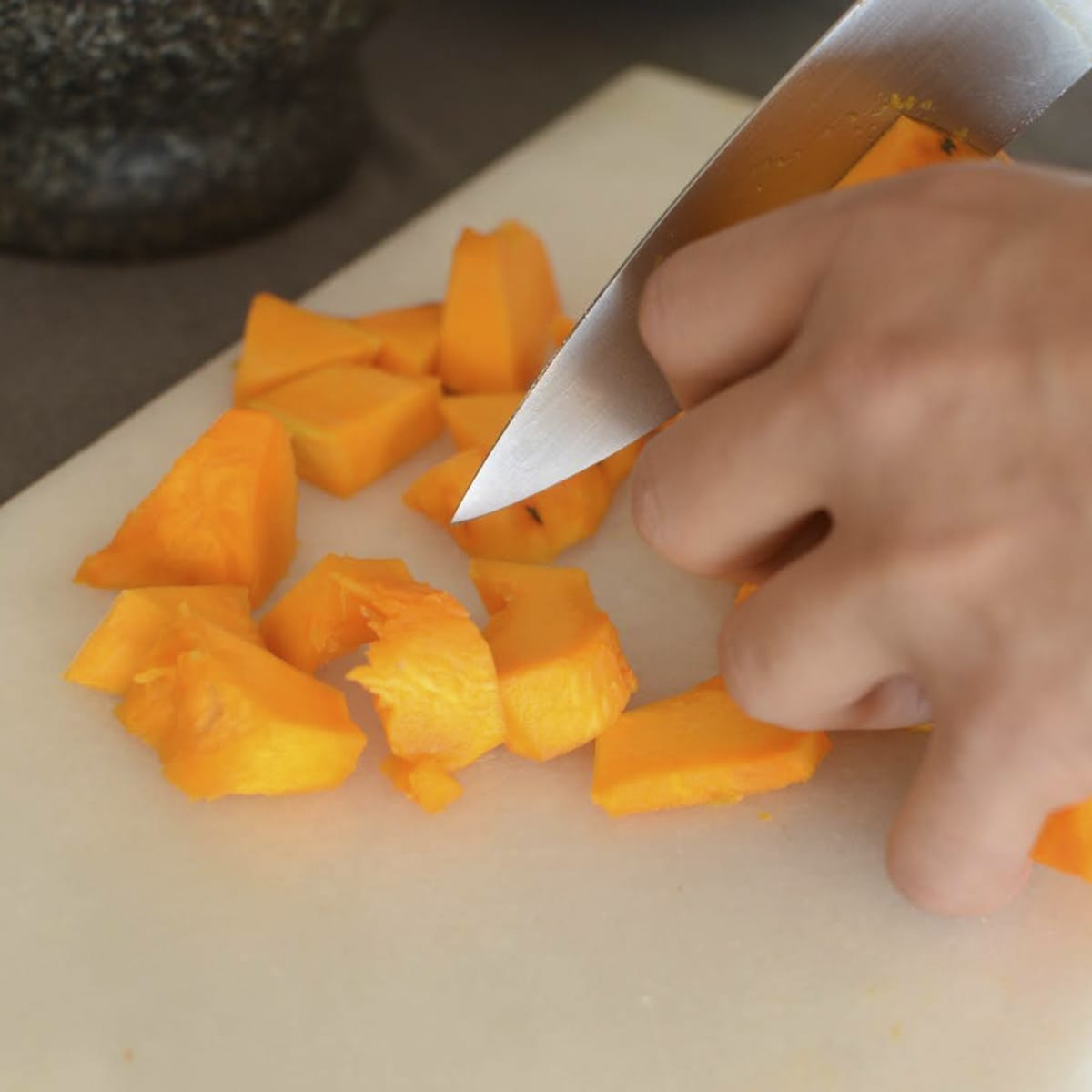 cocinero trabajando